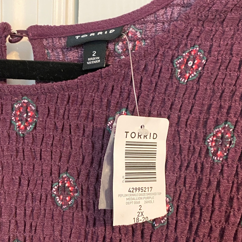 Torrid Purple Patterned Blouse - Picture 2 of 3